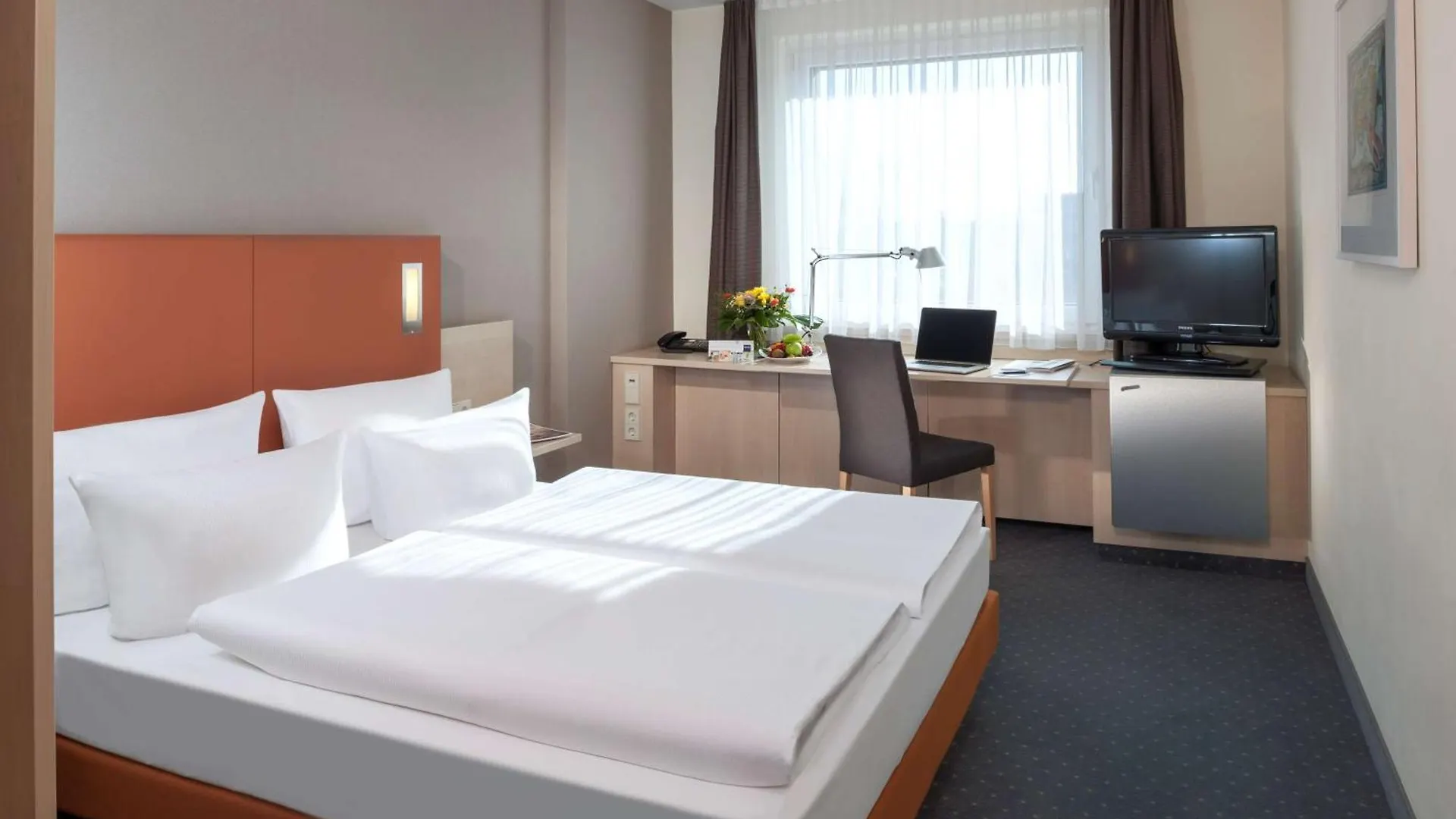 ***  Отель Essential By Dorint Berlin-Adlershof Германия