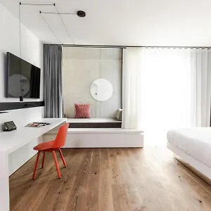 Kpm Hotel&residences Hotel
