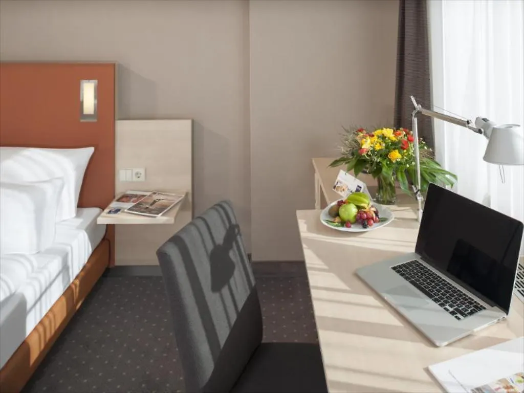 Essential By Dorint Berlin-Adlershof Hotell